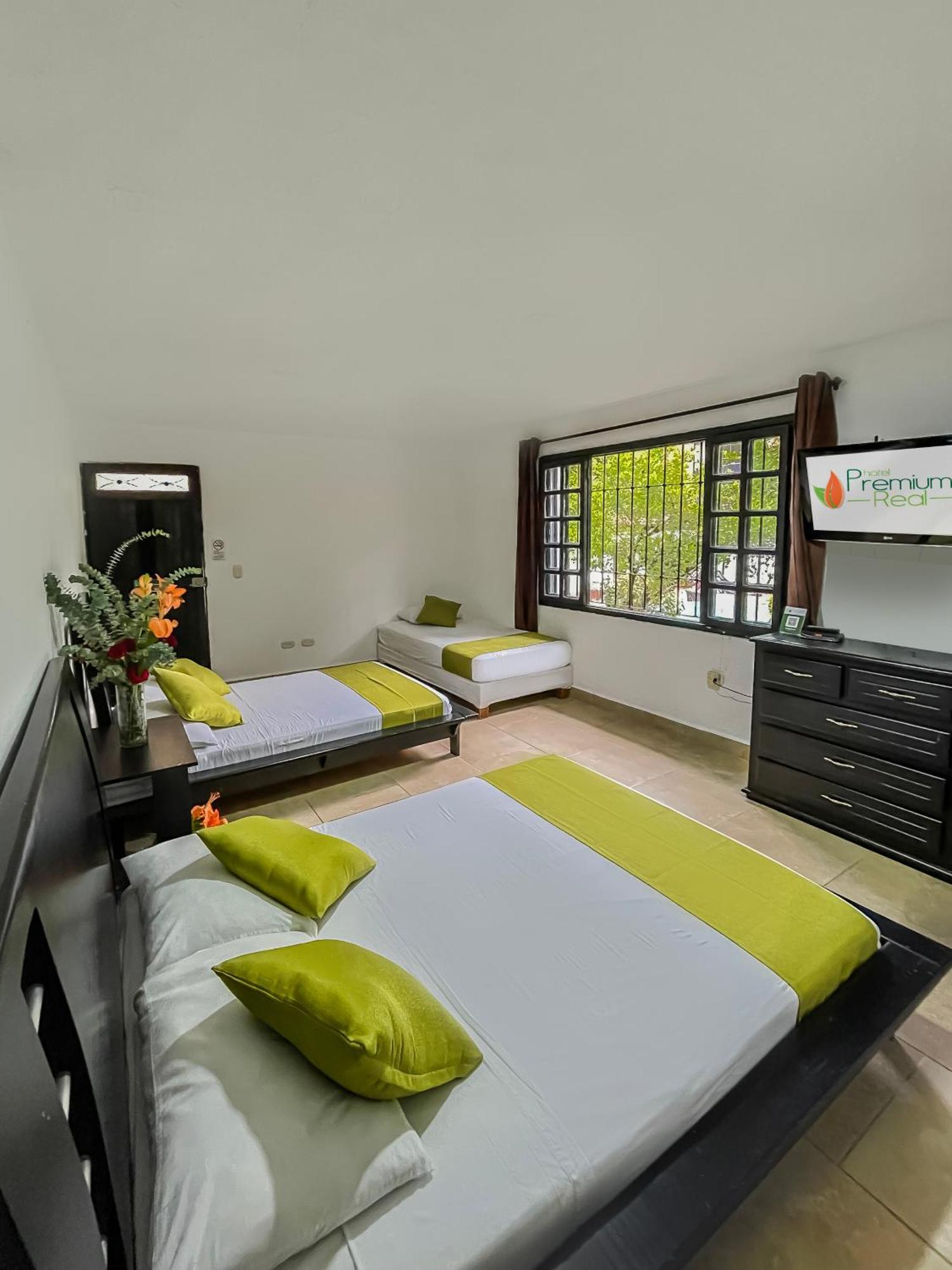 Hotel Premium Real Medellín Eksteriør billede